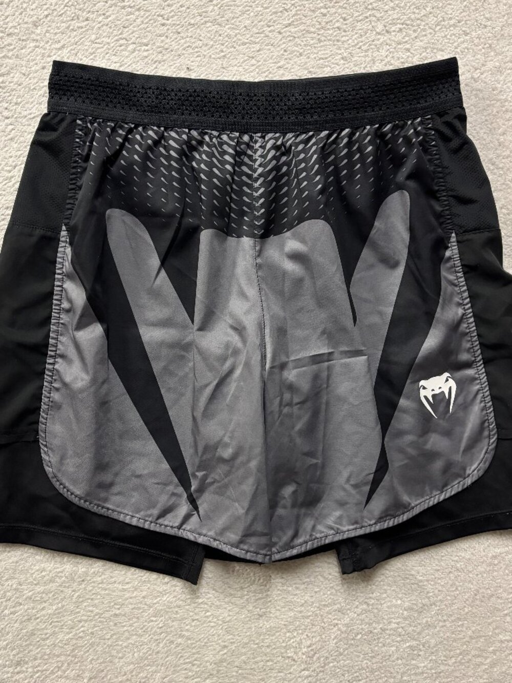 Venum Short Mens Medium Black Grey Tempest 2.0 Fight Shorts Inner Lining Shorts